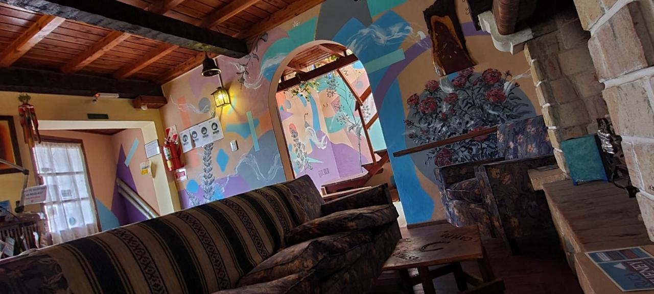 La Casa Del Arbol - Hostel El Bolson Ngoại thất bức ảnh