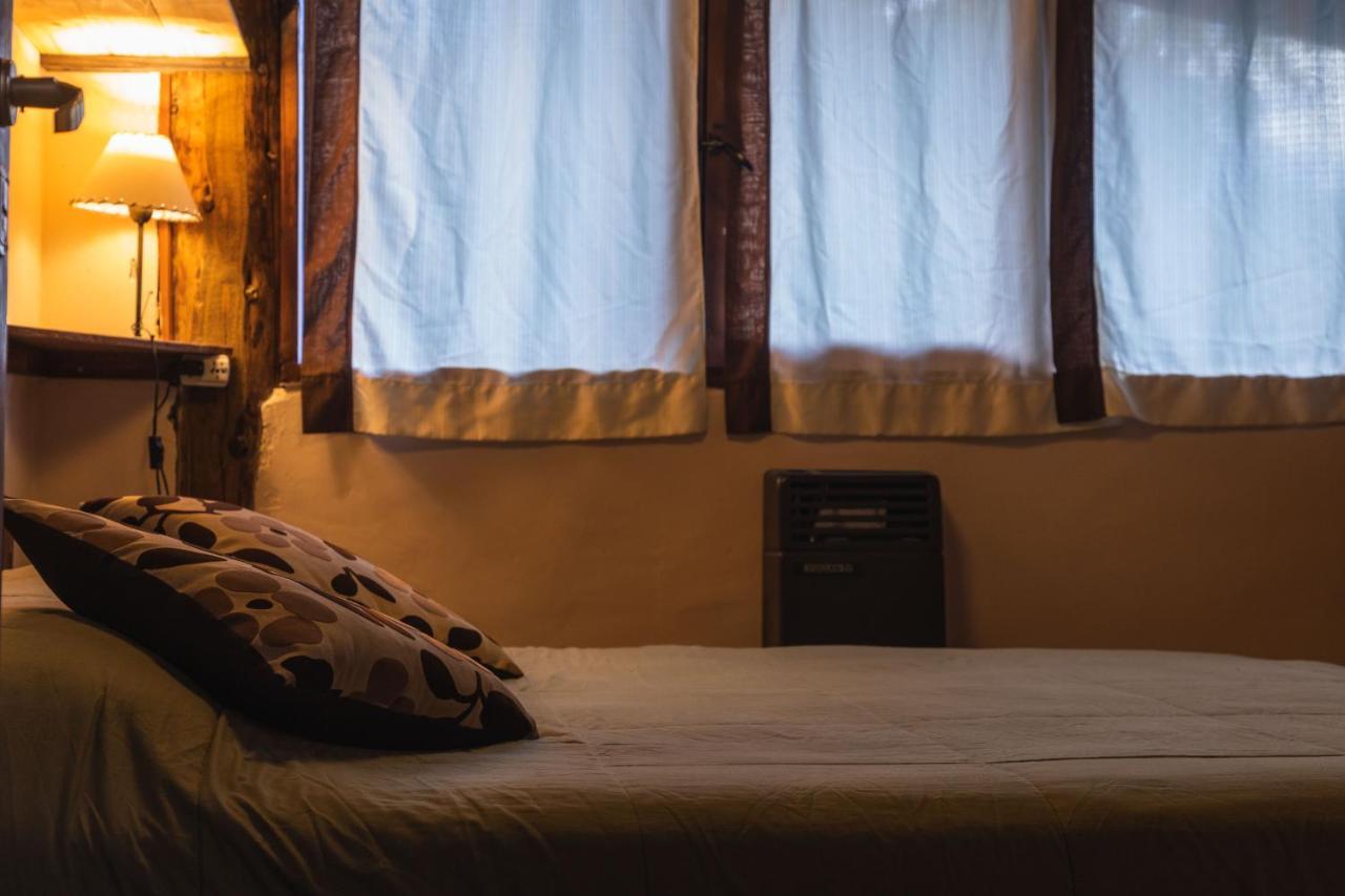 La Casa Del Arbol - Hostel El Bolson Ngoại thất bức ảnh