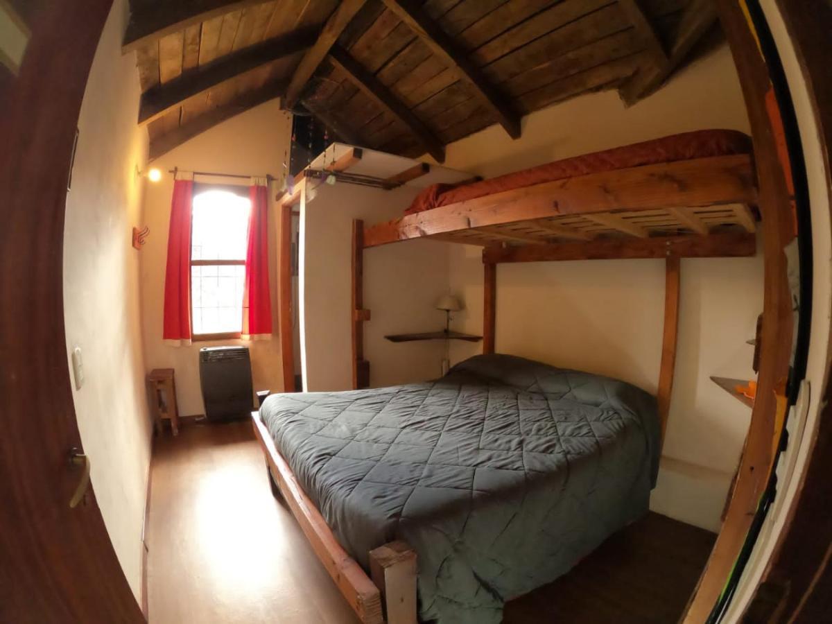 La Casa Del Arbol - Hostel El Bolson Ngoại thất bức ảnh