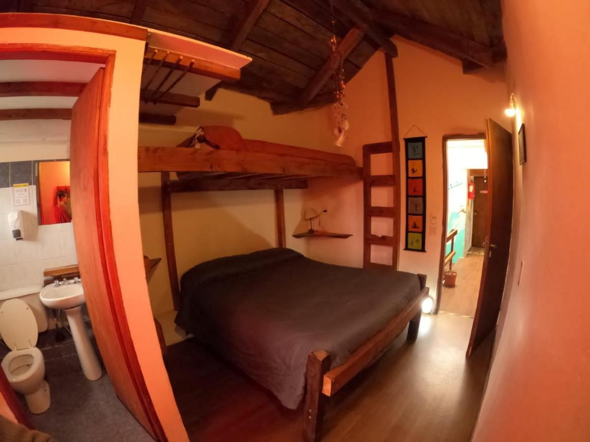 La Casa Del Arbol - Hostel El Bolson Ngoại thất bức ảnh